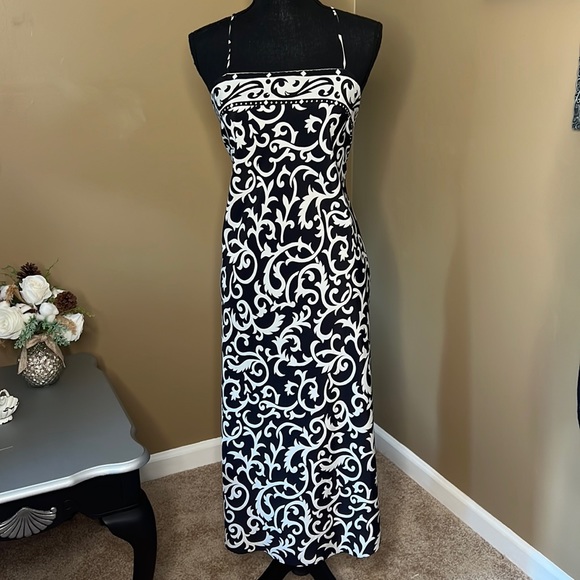 Vintage 90’s Cross Back Tilip Hem Slip Dress; Bold Graphic Black and White - Picture 3 of 9